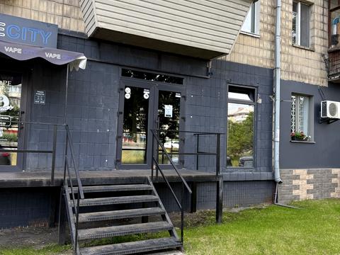 комерційна за адресою Соборності просп. (Возз'єднання), 7