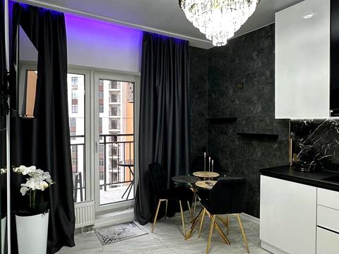 квартира за адресою Краснова вул., 1-В