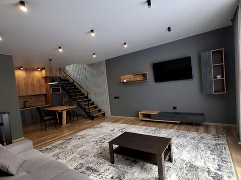 комерційна за адресою Героїв Майдану, 2