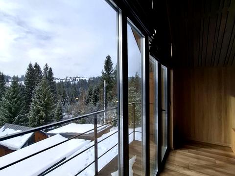 комерційна за адресою Героїв Майдану, 2