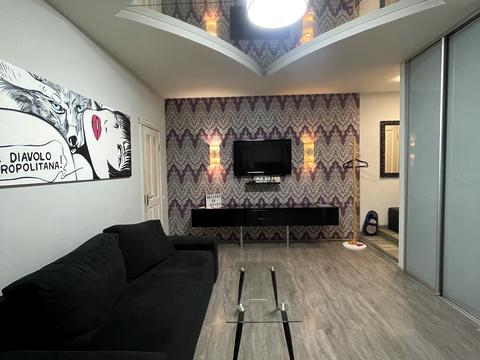 квартира за адресою Велика Васильківська вул. (Червоноармійська), 30-Б