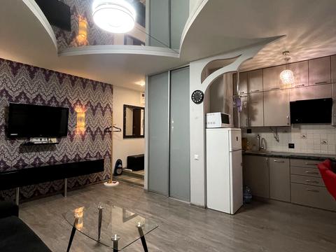 квартира за адресою Велика Васильківська вул. (Червоноармійська), 30-Б