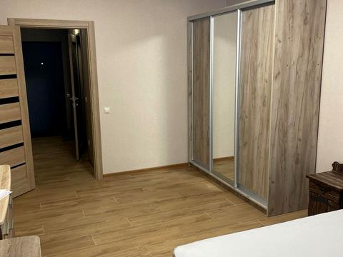 квартира за адресою Ревуцького вул., 54