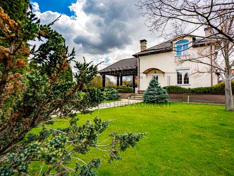 будинок за адресою Олександра Довженка вул., 16