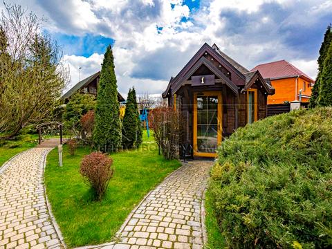 будинок за адресою Олександра Довженка вул., 16