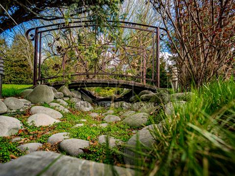 будинок за адресою Олександра Довженка вул., 16