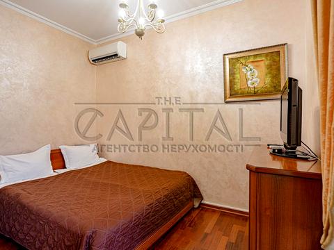 будинок за адресою Олександра Довженка вул., 16