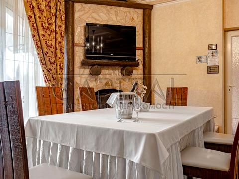 будинок за адресою Олександра Довженка вул., 16