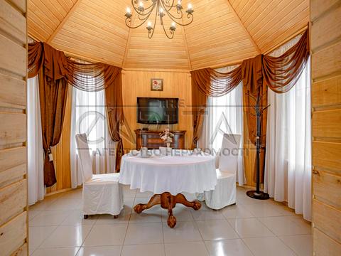 будинок за адресою Олександра Довженка вул., 16