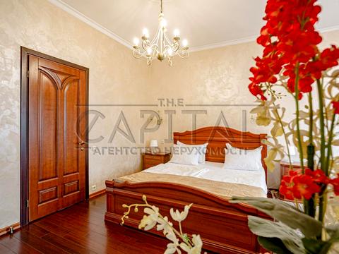 будинок за адресою Олександра Довженка вул., 16