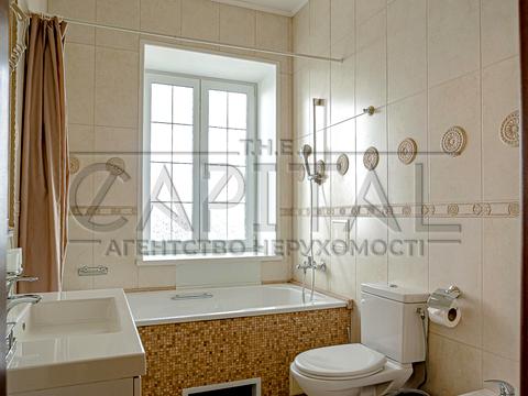 будинок за адресою Олександра Довженка вул., 16