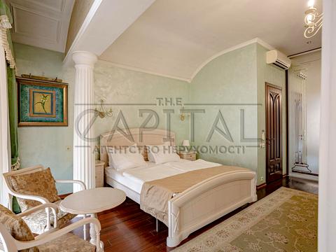 будинок за адресою Олександра Довженка вул., 16