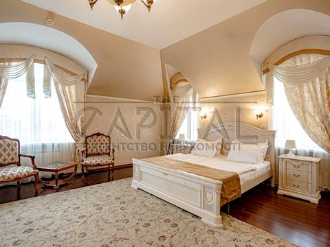 будинок за адресою Олександра Довженка вул., 16