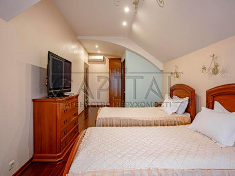 будинок за адресою Олександра Довженка вул., 16