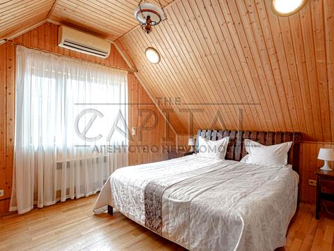 будинок за адресою Олександра Довженка вул., 16