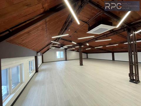 комерційна за адресою Старокиївська вул., 10Ф