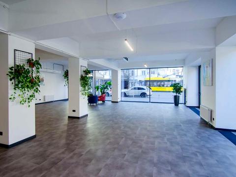 коммерческая по адресу Саксаганского ул., 53/80