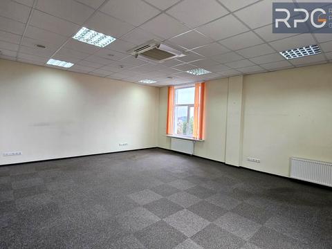 коммерческая по адресу Николая Михновского бульв. (Дружбы народов), 19