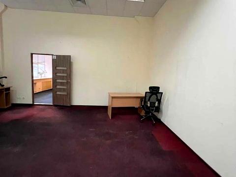 комерційна за адресою Київ, Дениса Монастирського вул. (Василя Сурікова), 3А