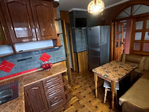 квартира за адресою Голосіївський просп. (40-річчя Жовтня), 108/1