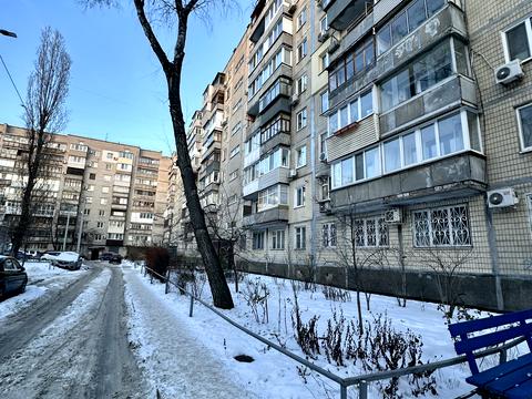 квартира за адресою Калинова вул., 65