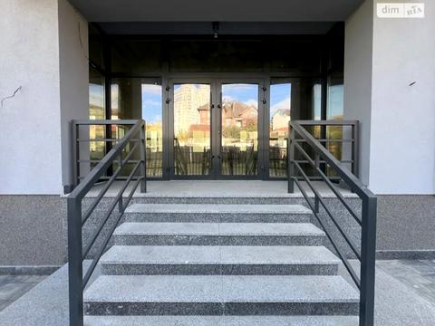 комерційна за адресою Яготинська вул., 4