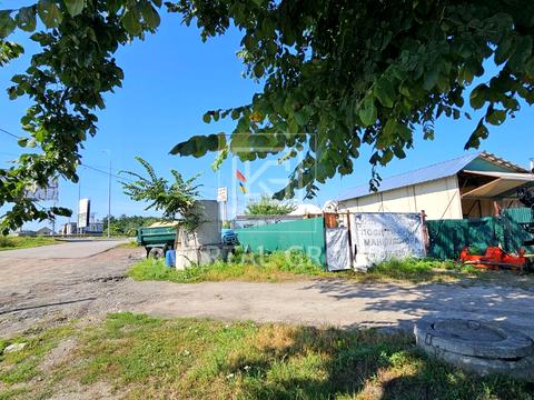 ділянка за адресою Свято-Покровська вул. (Леніна), 2