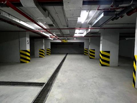 коммерческая по адресу Волчинецкая ул., (Будинок)