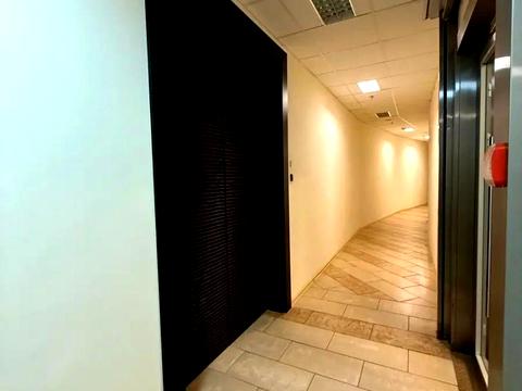 комерційна за адресою Мечникова вул. (Кловський), 2