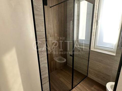 будинок за адресою с. Петропавлівська Борщагівка, Київська вул., 12