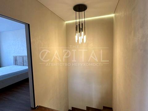 будинок за адресою с. Петропавлівська Борщагівка, Київська вул., 12