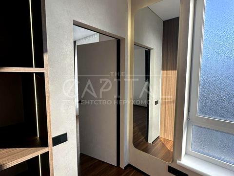 будинок за адресою с. Петропавлівська Борщагівка, Київська вул., 12