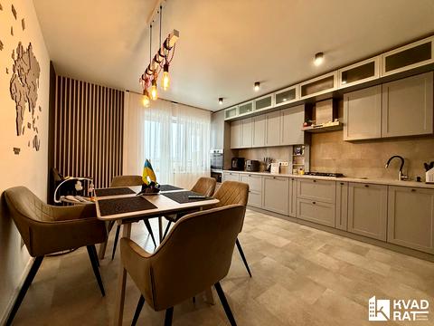 квартира за адресою с. Микитинці, Петра Маланюка вул., (Будинок 2)