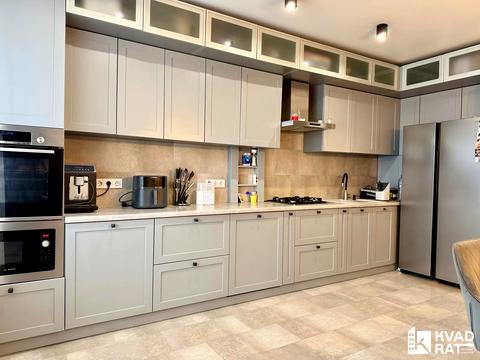 квартира за адресою с. Микитинці, Петра Маланюка вул., (Будинок 2)