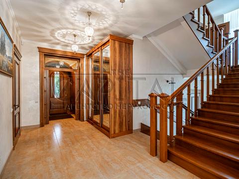 будинок за адресою Печерська вул., 10