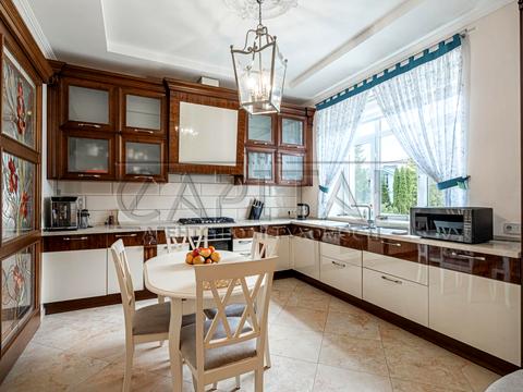 будинок за адресою Печерська вул., 10