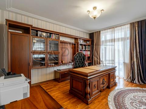 будинок за адресою Печерська вул., 10