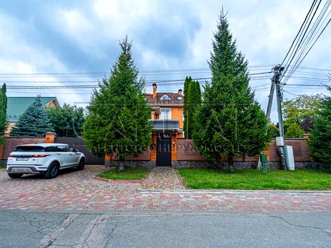 будинок за адресою Печерська вул., 10