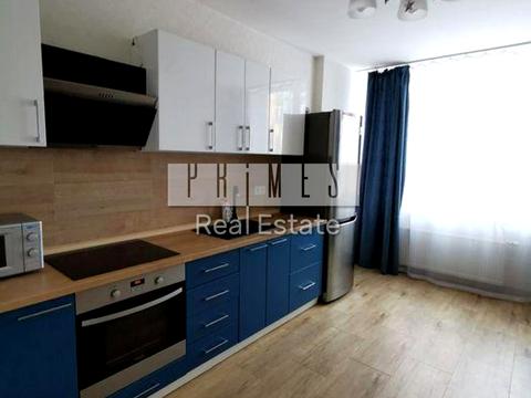 комерційна за адресою Регенераторна вул., 4 к1-3