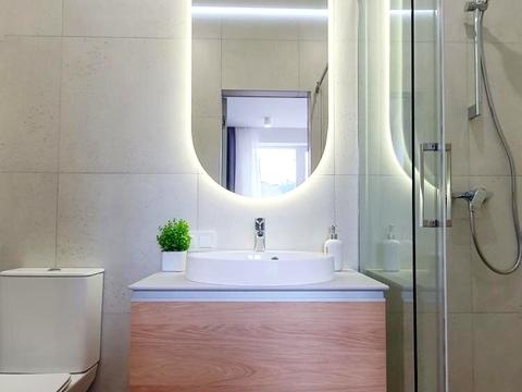 комерційна за адресою урочище Вишні вул., 2