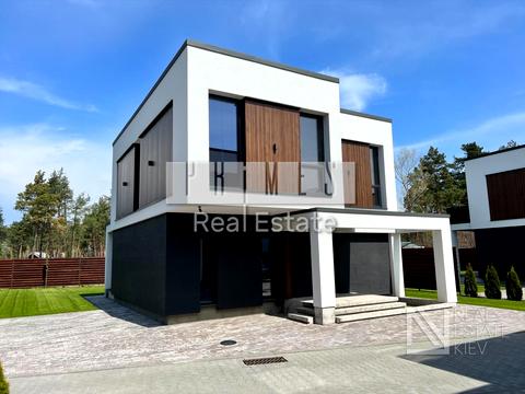 будинок за адресою Набережна вул.