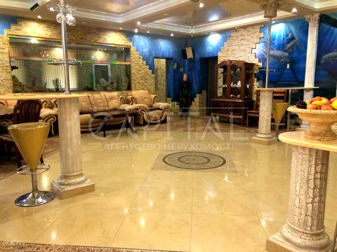 будинок за адресою Соборна вул. (), 2-В