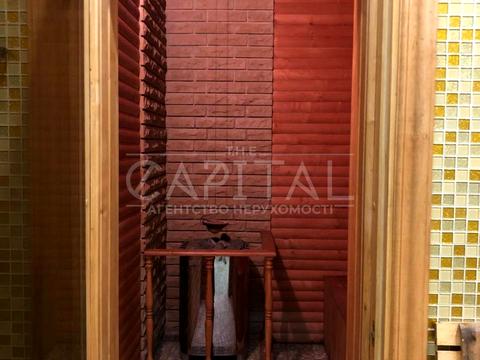 будинок за адресою Соборна вул. (), 2-В