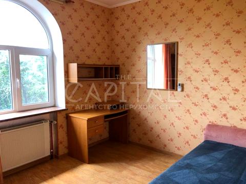 будинок за адресою Соборна вул. (), 2-В