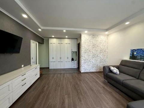 квартира за адресою Кирила Трильовського вул., 4