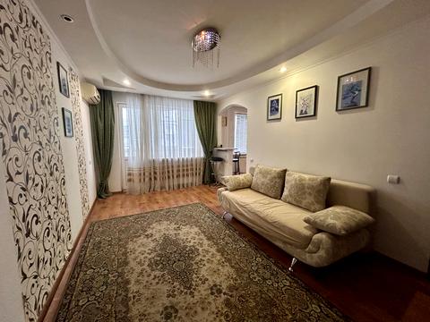 квартира по адресу Добровольчих Батальйонів ул., 1