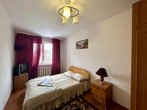 квартира по адресу Добровольчих Батальйонів ул., 1