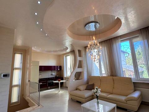 будинок за адресою Одеса, Китобійна вул., 63