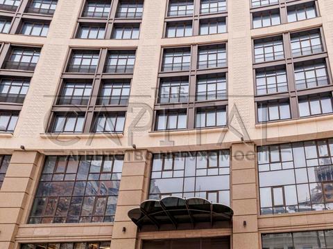 комерційна за адресою Лютеранська вул., 10-В