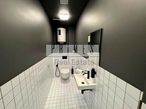 комерційна за адресою Андрія Верхогляда вул. (Михайла Драгомирова), 4б